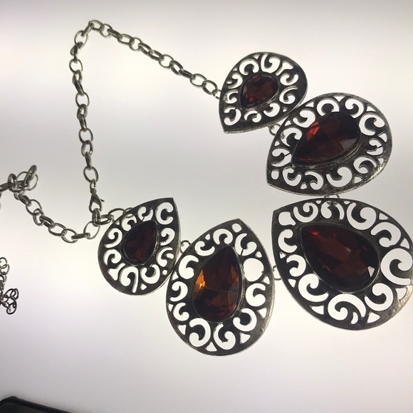 Statement Necklace - Picture 2 of 8